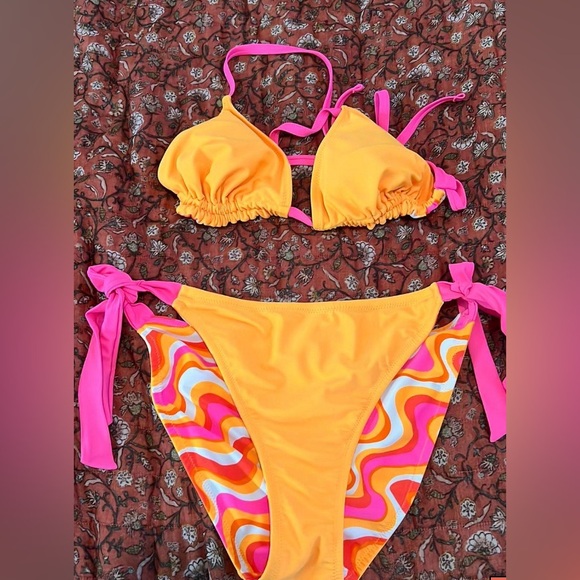 Target Bikini - Picture 2 of 3